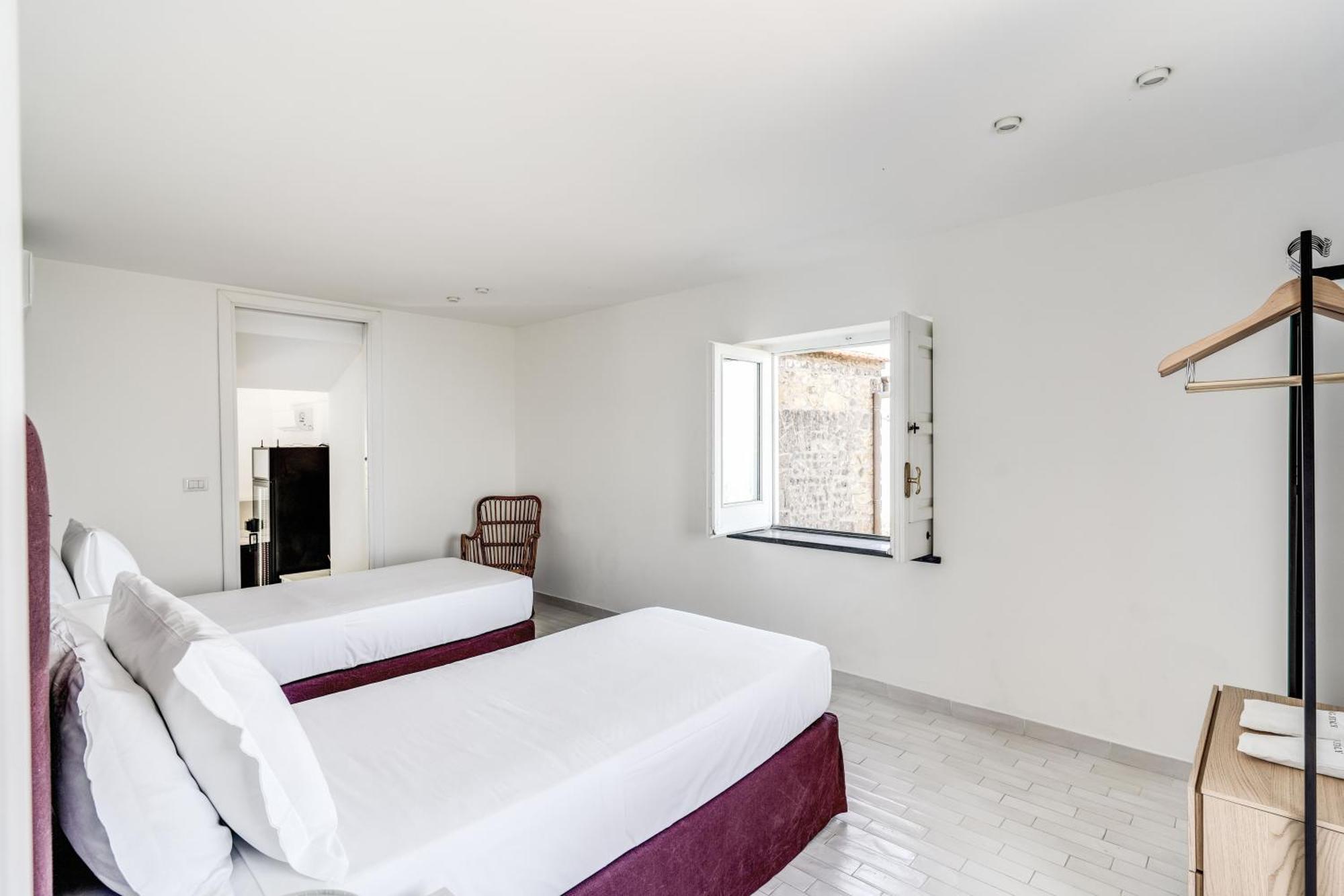 Giulia Amazing With Pool, Patio, Bbq&sea Views Villa